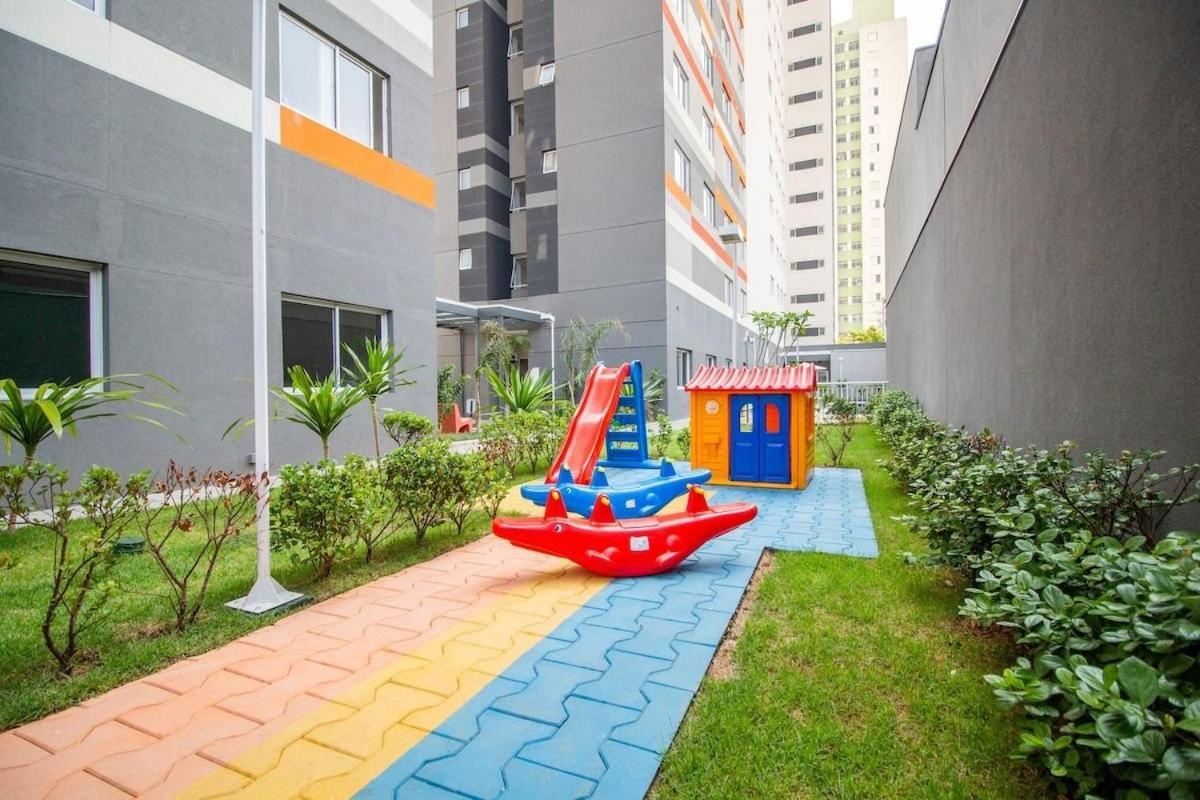 Novo E Espacoso 2 Ap. No Bras C/piscina/metro Bras Apartamento